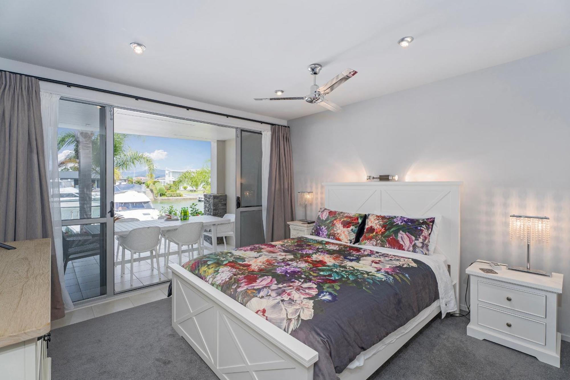 Hosts On The Coast - Pelicans Coastal Perch Villa Whitianga Exterior photo